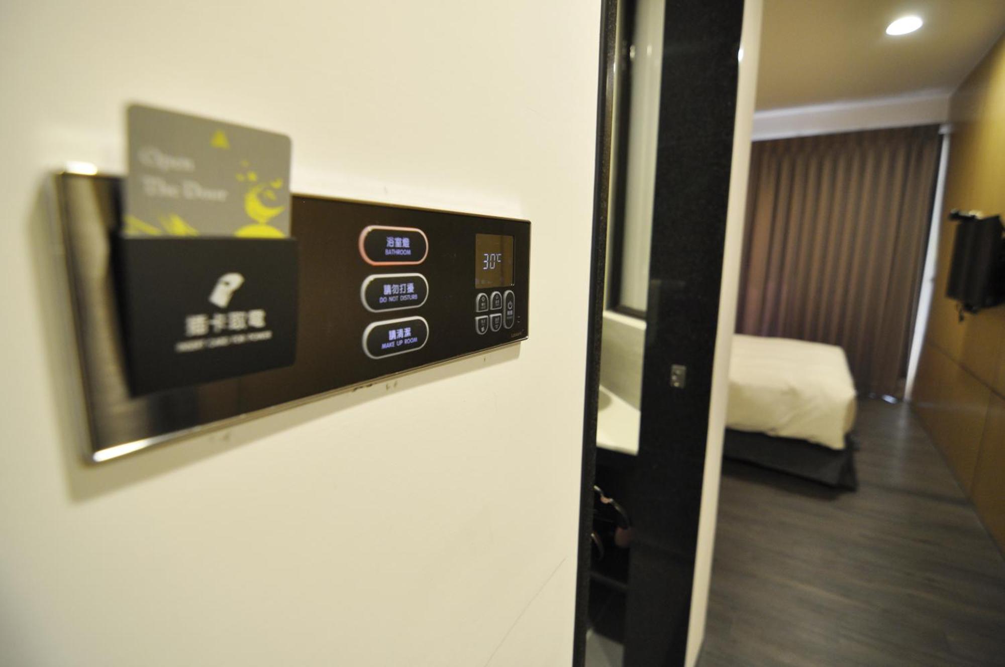 逢甲25行館fengjia 25 Hotel Taichung Exterior photo